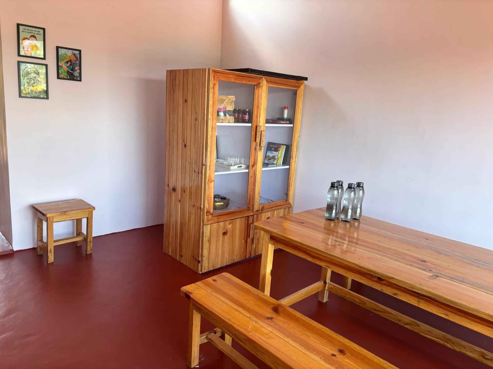 Brook Cottage Champawat Exterior photo