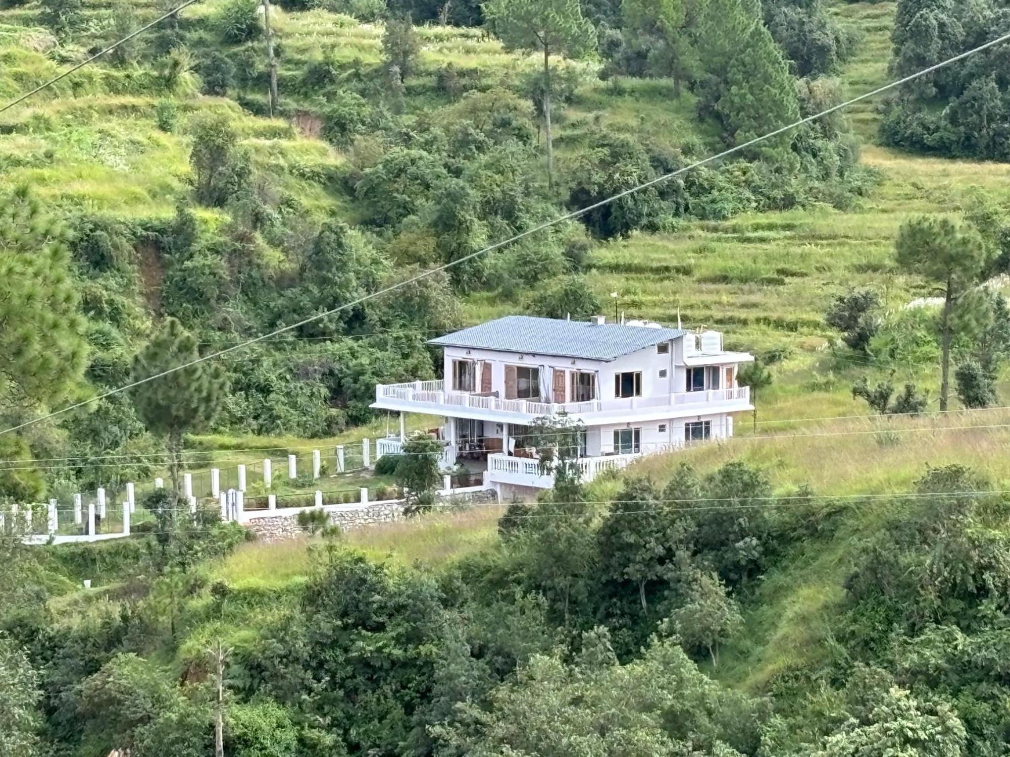 Brook Cottage Champawat Exterior photo